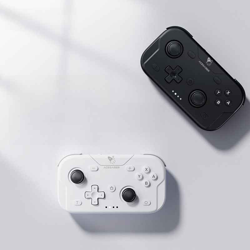 Portable Wireless Game Controller for Multiple Platforms